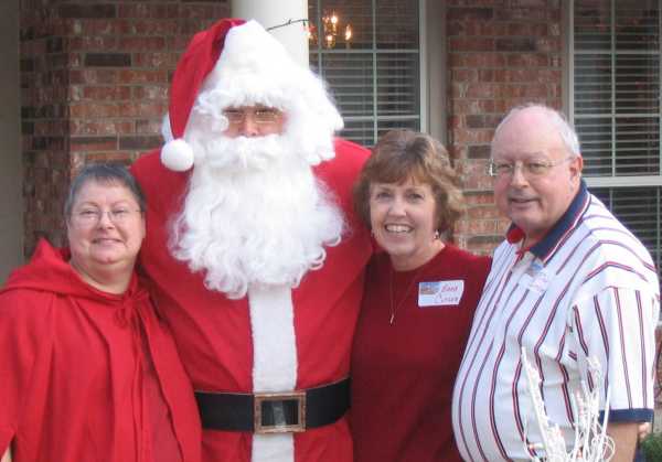 Rich & Barb Cutler with Mr. & Mrs. Claus at the 2006 APN Christmas party